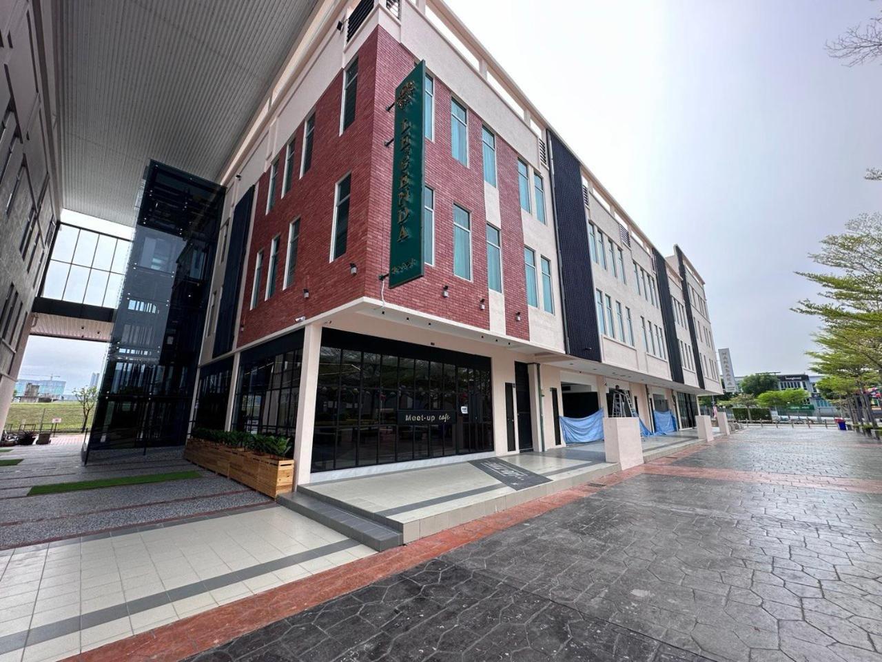 Le'Genda Hotel Kajang Luaran gambar